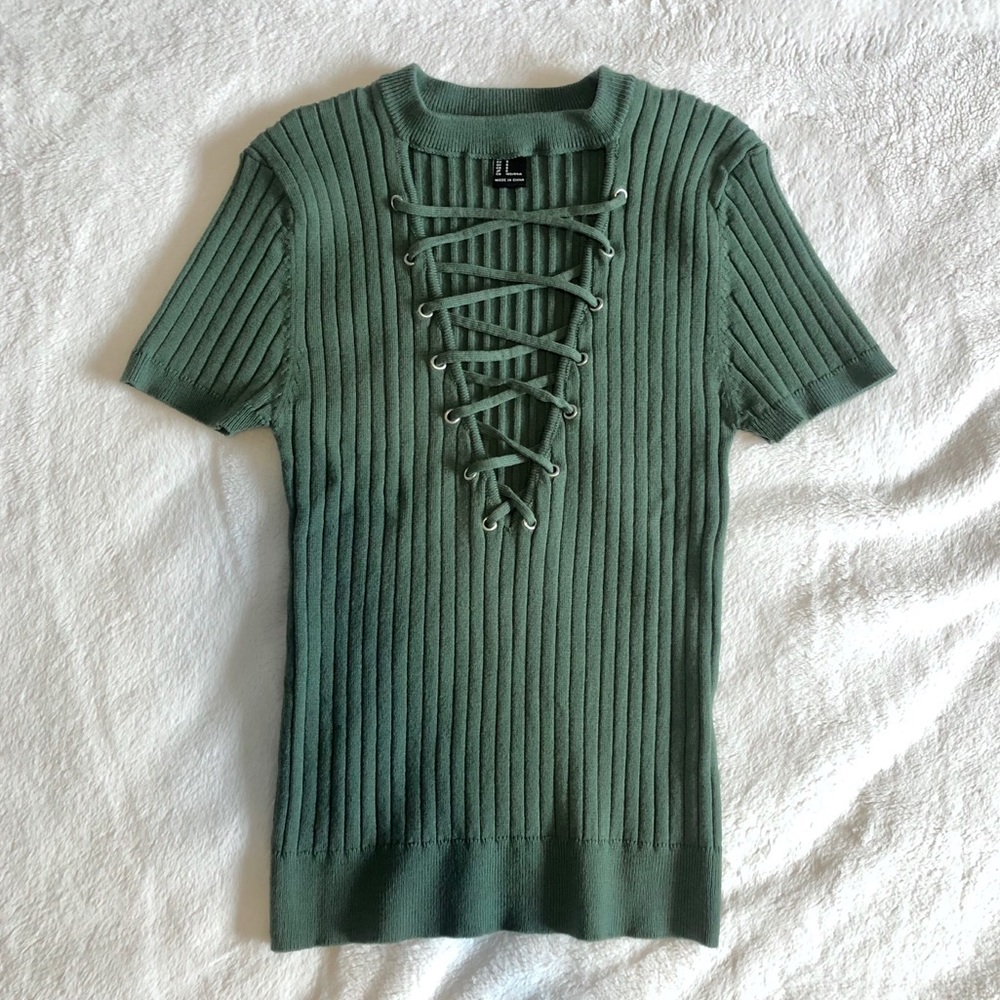 SOLD! FOREVER XXI T-shirt